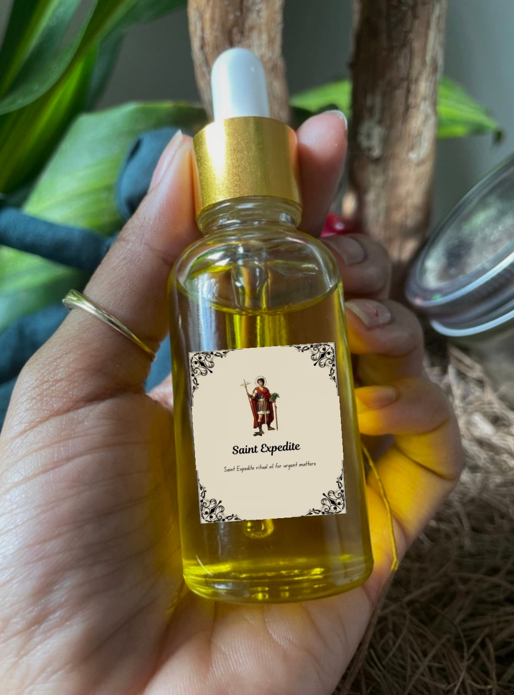 Saint Expedite Oil