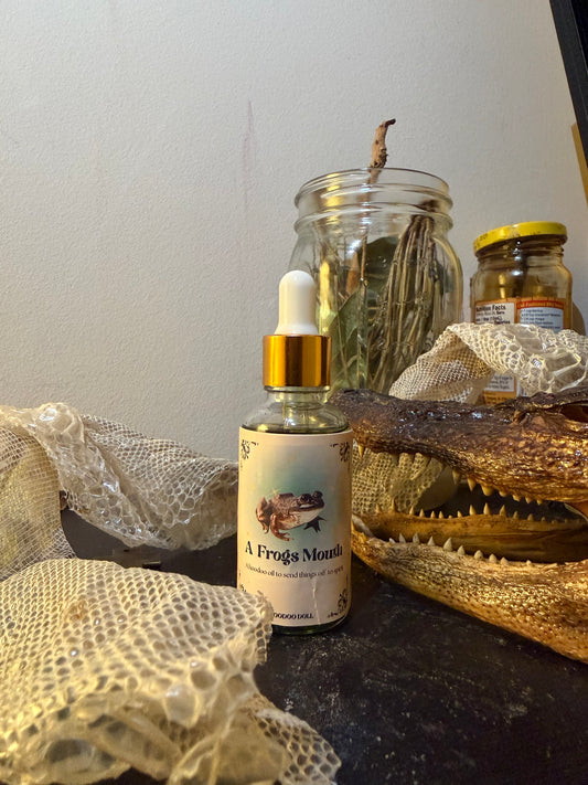 A frogs Mouth oil